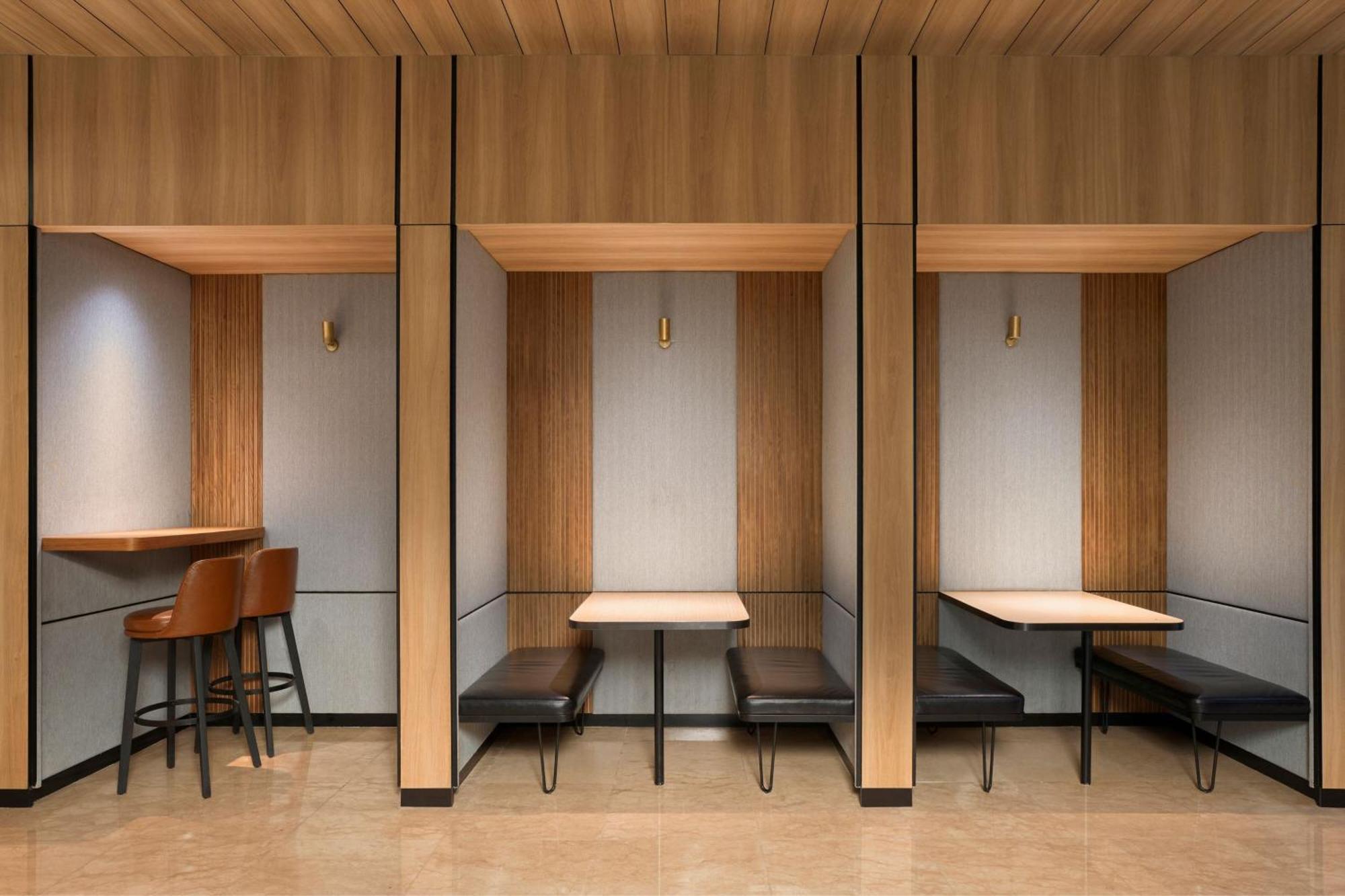 Sheraton Hanoi West Екстериор снимка